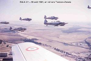196- ARMEE DE L'AIR EN ALGERIE 1945-1962-44 (83)
